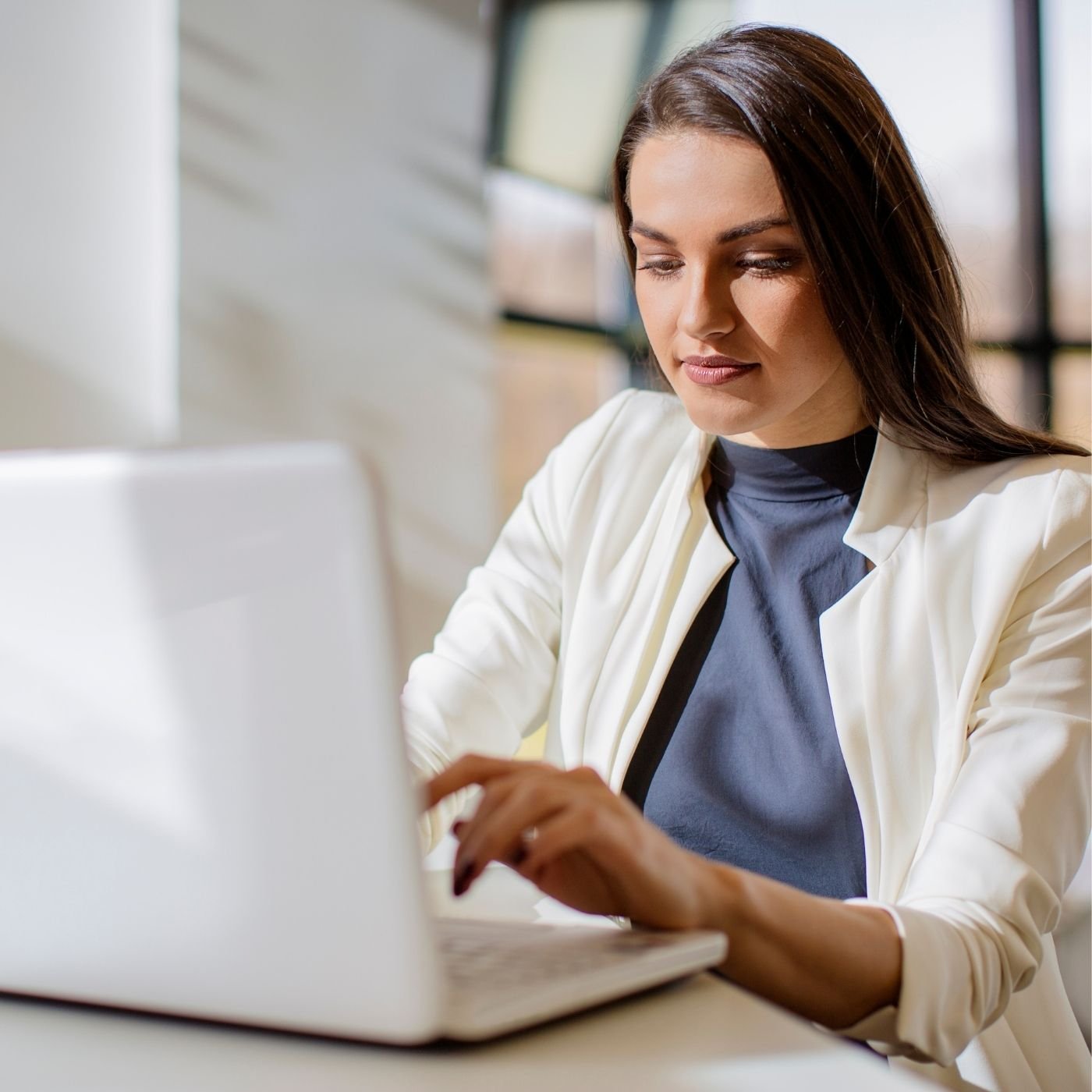 10 Erros Fatais que Podem Levar Seu Site de Informática à Falência (Guia Completo)